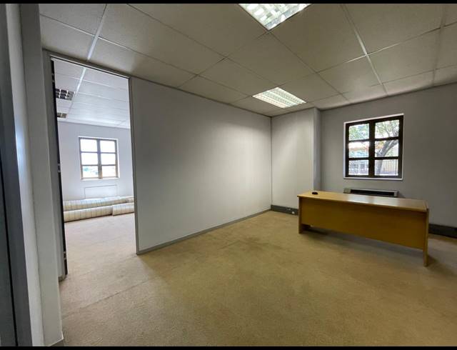 313M² OFFICE TO LET IN RIVONIA